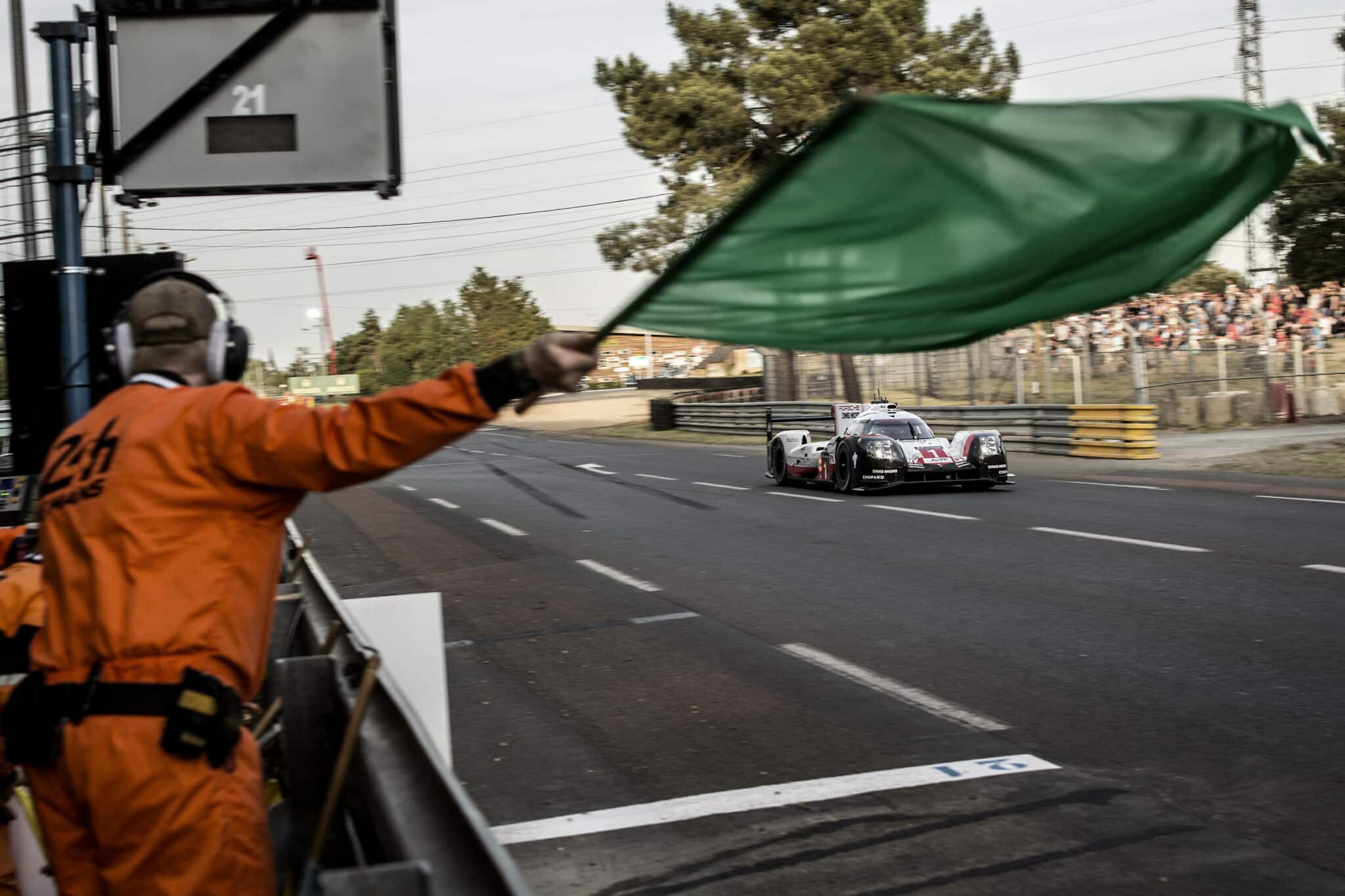 - Green Flag in F1 Racing: A Signal for Drivers to Resume Racing.
